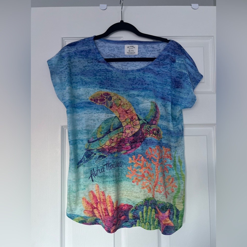 Kai Wahine Hawaii Turtle Graphic T-Shirt size M